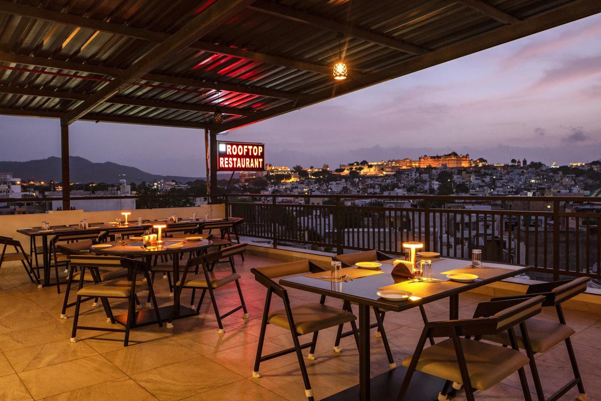 The Mangal View Residency - A Luxury Boutique Business Hotel Udaipur Exterior foto